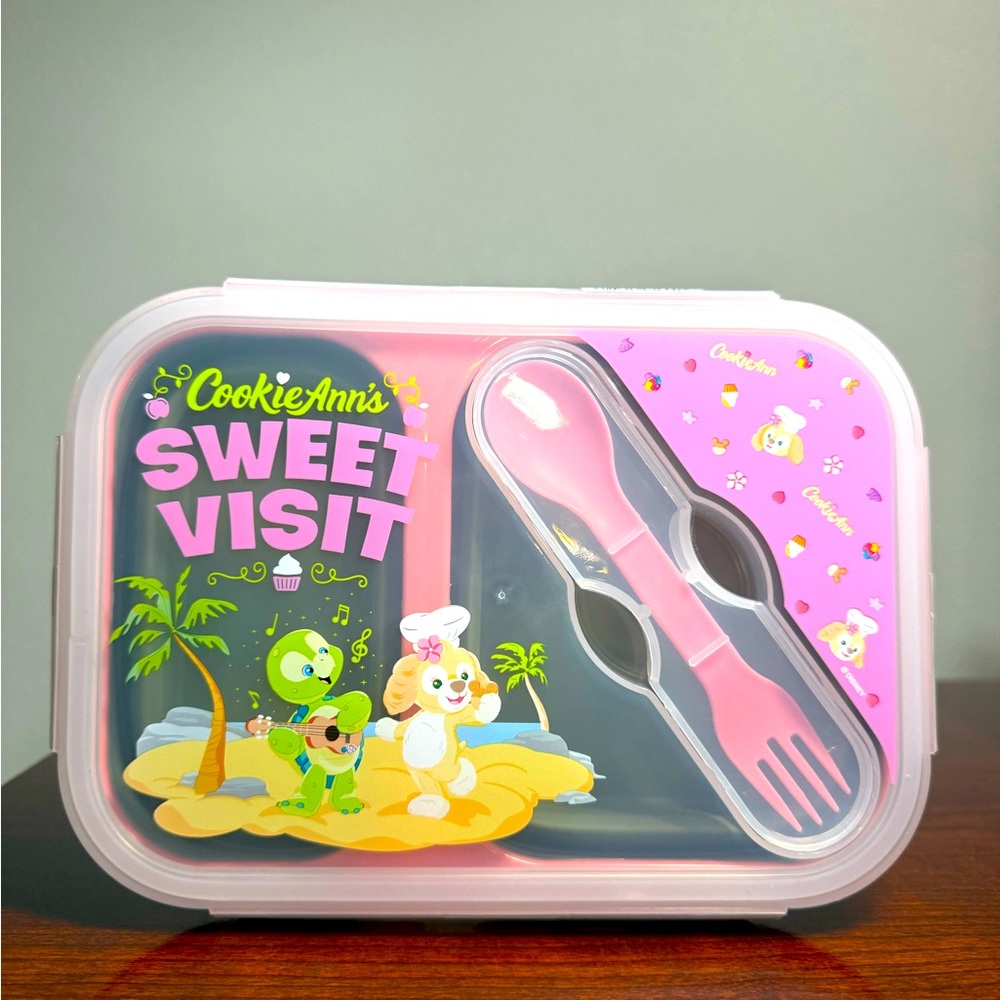 Disney Aulani CookieAnn Olu Mel Lunch Bento Box with Utensil Pink Expandable